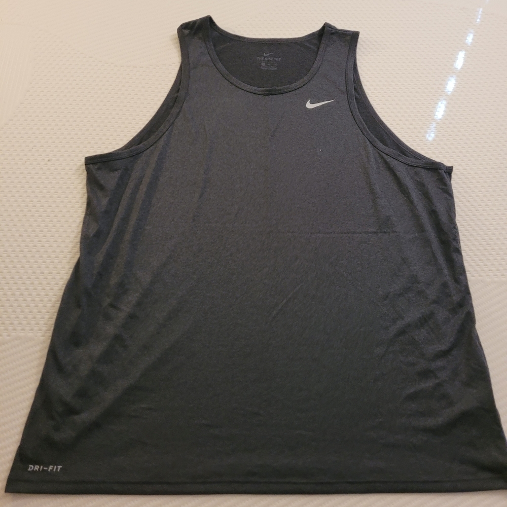 Nike Tee Tank Top 2XL black